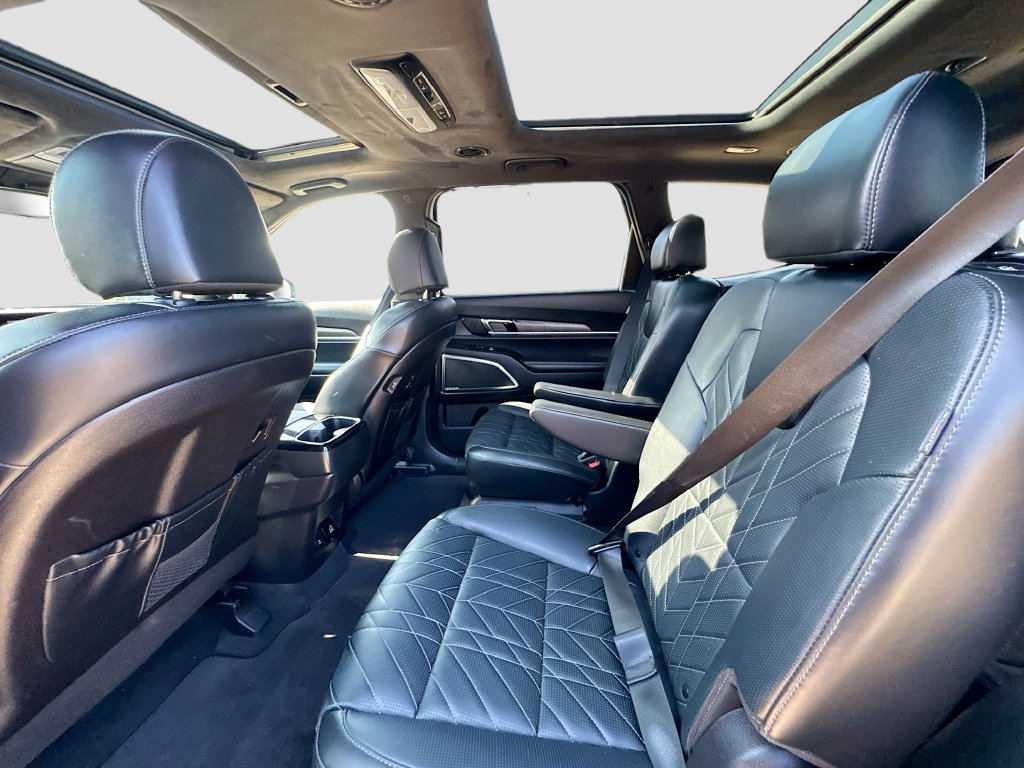 Used 2025 Kia Telluride SX Prestige X-Line AWD/4WD image 26