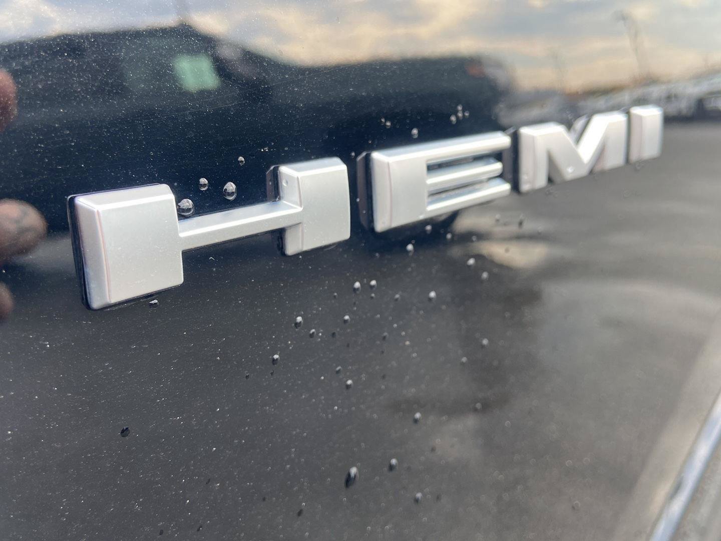 Used 2025 Dodge Durango R/T AWD/4WD image 28