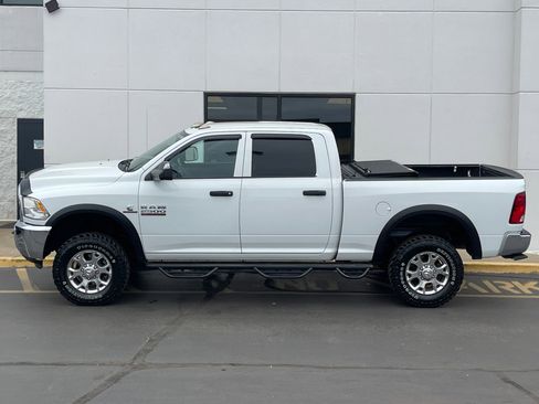 Used 2018 RAM 2500 Tradesman w/ Chrome Appearance Group AWD/4WD image 5