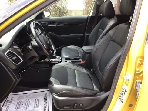 Used 2022 Kia Seltos SX w/ Sunroof Package AWD/4WD image 12