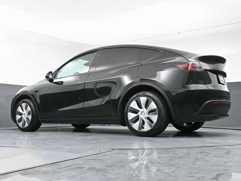 Used 2023 Tesla Model Y Long Range image 57