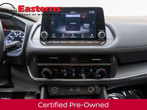 Certified 2022 Nissan Rogue S image 17