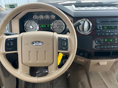 Used 2008 Ford F250 Lariat image 14