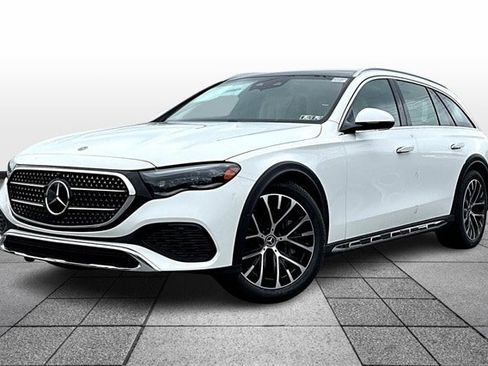 New 2025 Mercedes-Benz E 450 4MATIC All-Terrain Wagon image 2