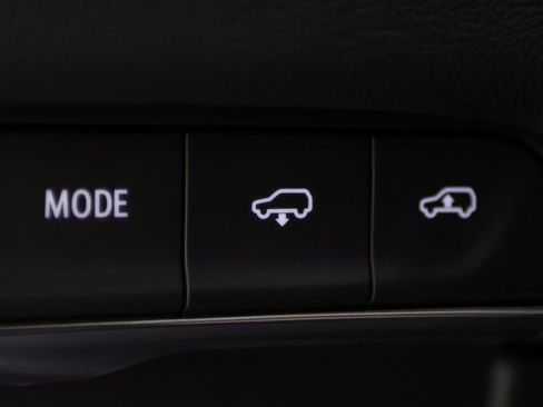 Used 2026 Cadillac Escalade ESV Platinum Luxury w/ LPO, Floor Liner Package image 28