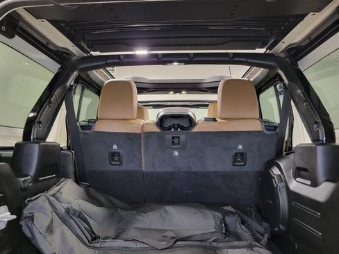 Used 2021 Jeep Wrangler Unlimited Sahara AWD/4WD image 85