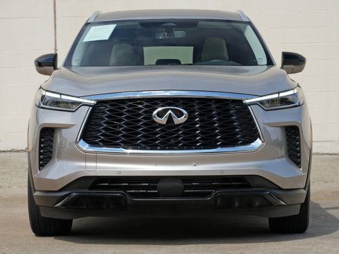 Used 2025 INFINITI QX60 Luxe FWD image 7