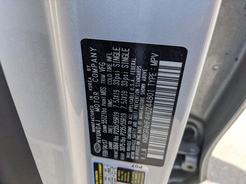 Used 2017 Hyundai Santa Fe Limited image 32