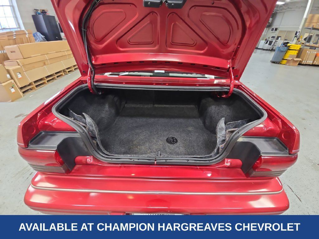 Used 1994 Chrysler LeBaron LE FWD image 34