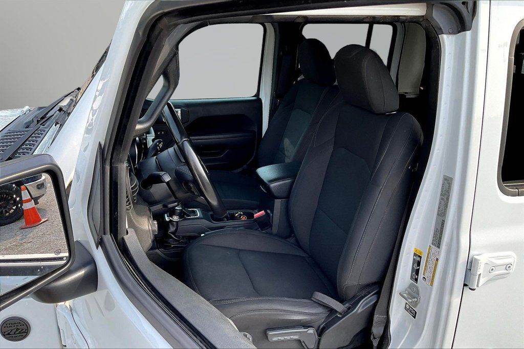 Used 2022 Jeep Gladiator Sport AWD/4WD image 22