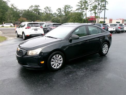 Used 2011 Chevrolet Cruze LS w/ Connectivity Package image 6