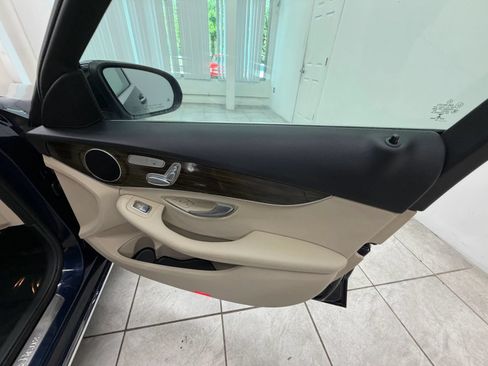 Used 2018 Mercedes-Benz C 300 Sedan w/ Premium Package image 20