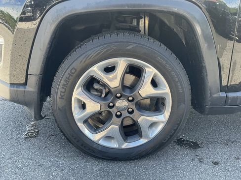 Used 2019 Jeep Compass Limited image 14