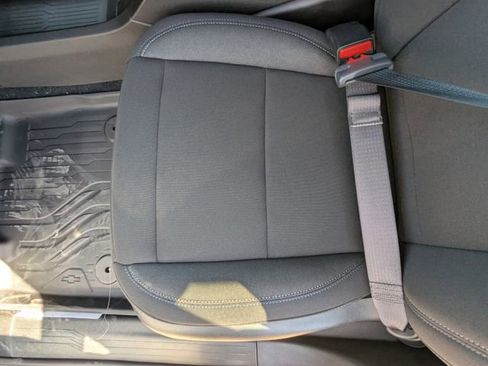 New 2026 Chevrolet Equinox EV LT image 10