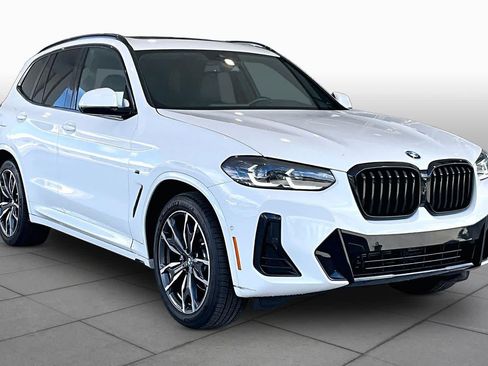 Used 2024 BMW X3 xDrive30i w/ M Sport Package AWD/4WD image 2