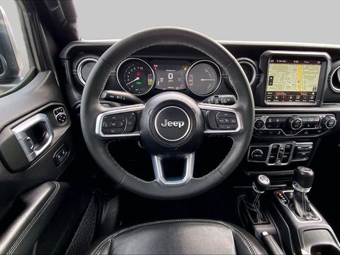 Used 2023 Jeep Wrangler Unlimited Sahara w/ Cold Weather Group AWD/4WD image 6