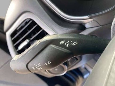 Used 2019 Ford Fusion SE image 20