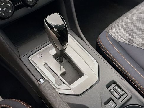 Used 2018 Subaru Crosstrek 2.0i Premium image 16