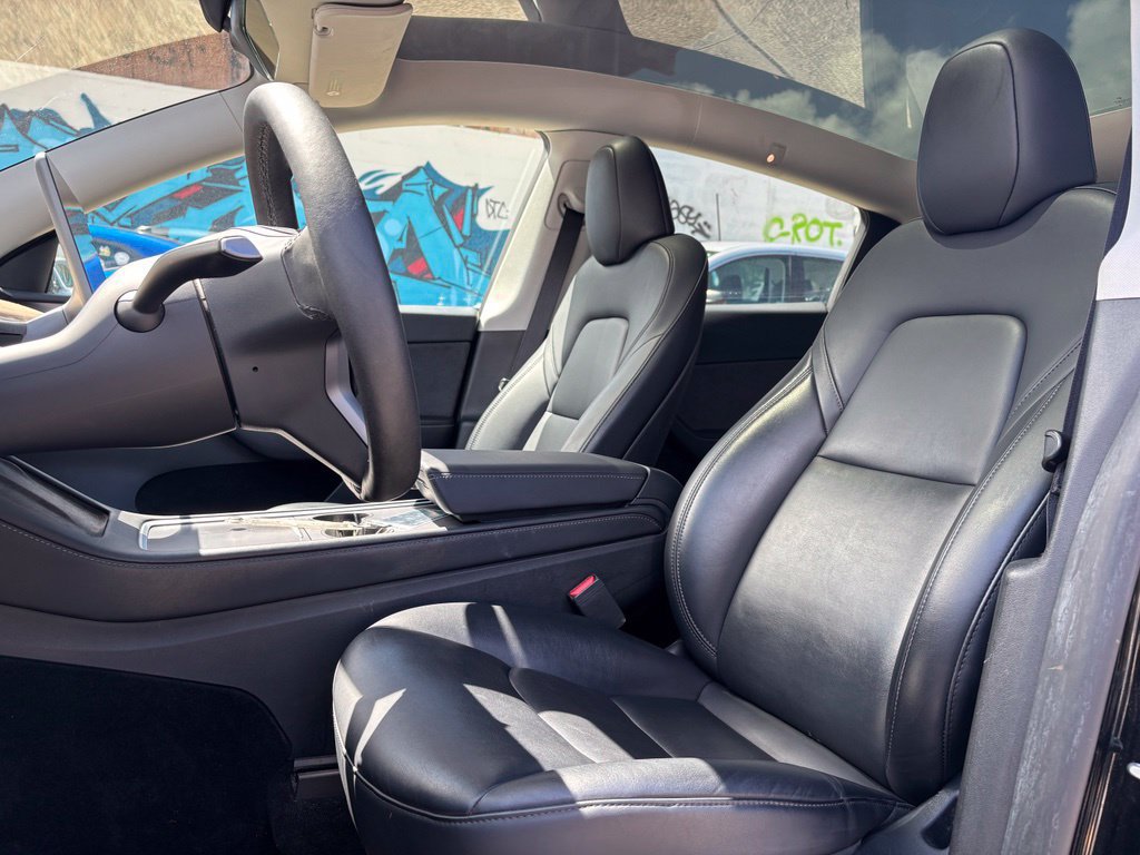 Used 2023 Tesla Model Y AWD image 9