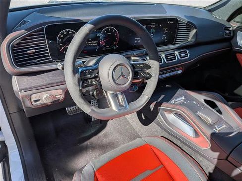 New 2026 Mercedes-Benz GLE 53 AMG 4MATIC image 4