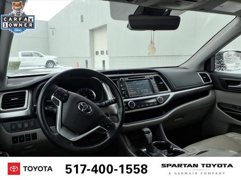 Used 2019 Toyota Highlander Limited Platinum image 11