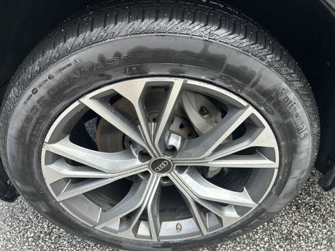 Certified 2023 Audi Q8 Premium Plus AWD/4WD image 27
