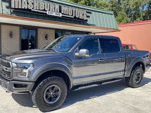 Used 2017 Ford F150 Raptor w/ Equipment Group 802A Luxury AWD/4WD image 2