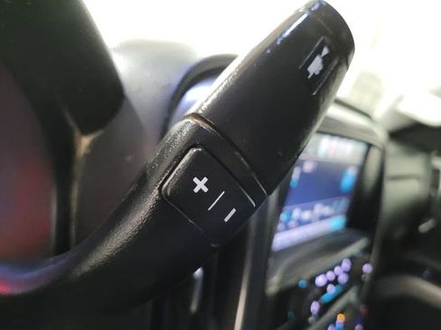 Used 2018 Chevrolet Silverado 1500 LT w/ Texas Edition image 39