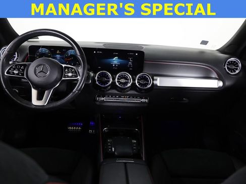 Used 2022 Mercedes-Benz GLB 250 4MATIC image 47