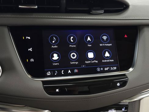 Used 2025 Cadillac XT5 Premium Luxury w/ Technology Package AWD/4WD image 28