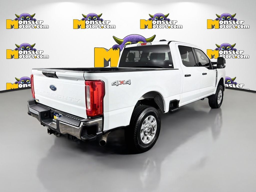 Used 2024 Ford F250 XLT AWD/4WD image 5