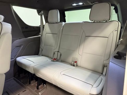 New 2026 GMC Yukon Denali image 17