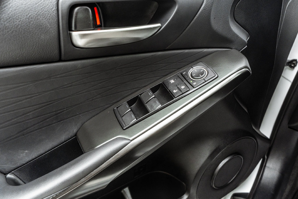 Used 2022 Lexus IS 300 F Sport AWD/4WD image 16