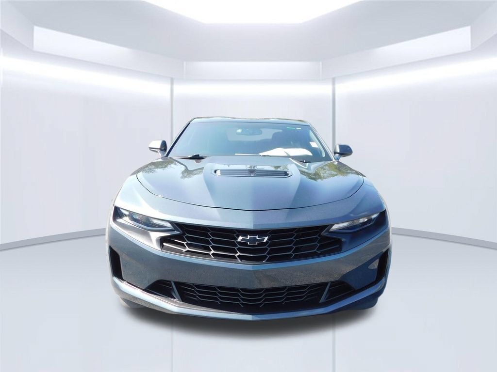 Used 2020 Chevrolet Camaro LT RWD image 8