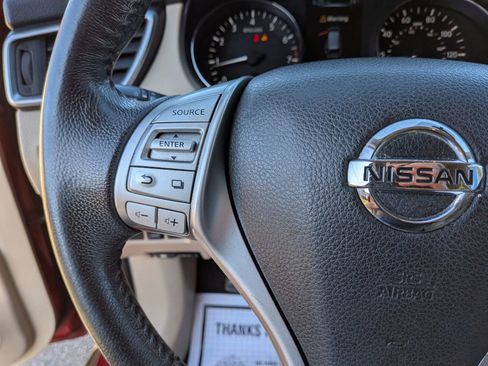 Used 2016 Nissan Rogue SL AWD/4WD image 48