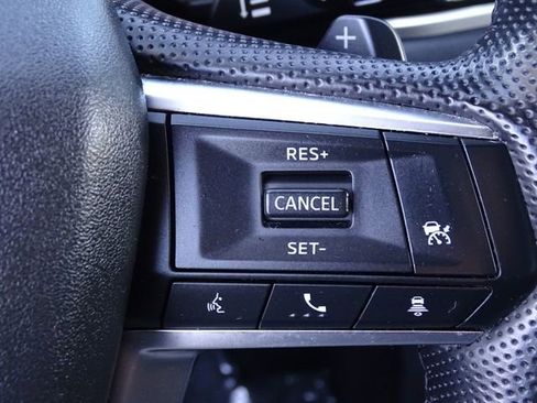 Used 2022 Mitsubishi Outlander SE image 16