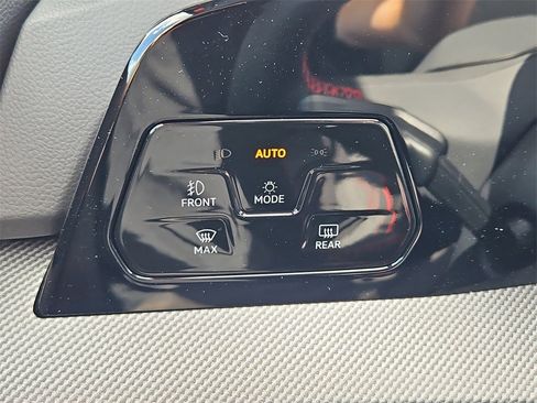 New 2025 Volkswagen GTI SE image 10