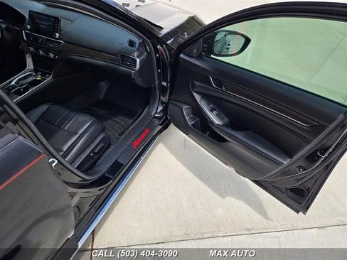 Used 2021 Honda Accord Touring image 18