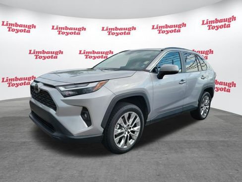 Used 2022 Toyota RAV4 XLE Premium FWD image 21