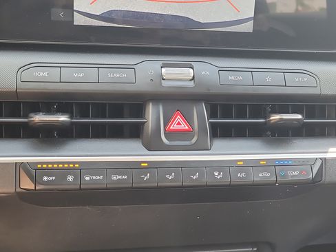 Used 2025 Kia K4 FWD image 22
