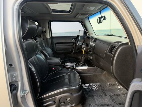 Used 2006 HUMMER H3 AWD/4WD image 25