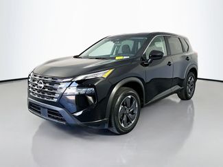 Used 2025 Nissan Rogue SV FWD video 3