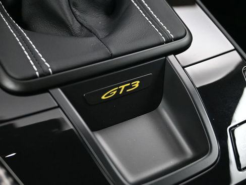 Certified 2026 Porsche 911 GT3 RWD image 20