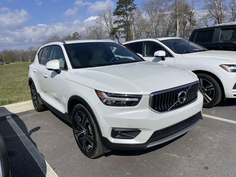 Used 2020 Volvo XC40 T5 Inscription w/ Protection Package Premier image 1