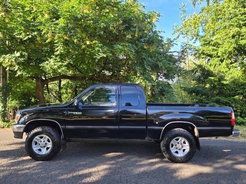 Used 1998 Toyota T100 SR5 w/ Value Pkg AWD/4WD image 6
