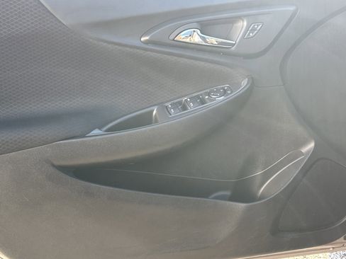 Used 2024 Chevrolet Malibu LT image 10