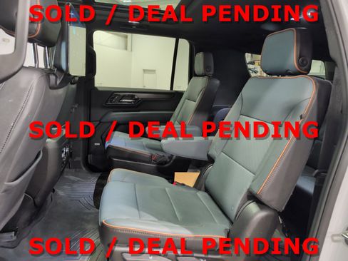 Used 2026 GMC Yukon XL AT4 w/ AT4 Premium Plus Package image 9