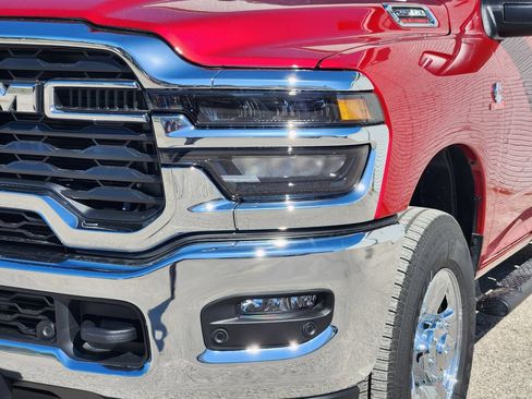 Used 2026 RAM 2500 Tradesman AWD/4WD image 6