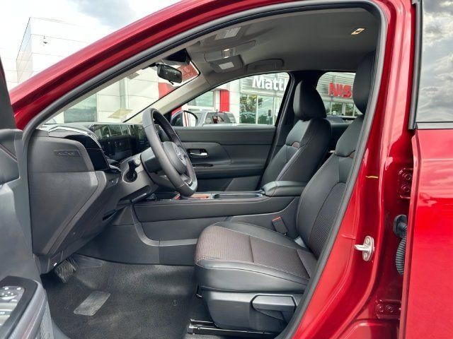 Certified 2026 Nissan Kicks SR w/ Cold Weather Package AWD/4WD image 13