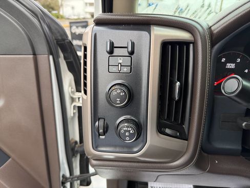 Used 2016 GMC Sierra 2500 Denali w/ Duramax Plus Package image 31